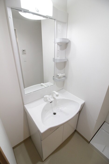 物件内観写真11　(洗面)