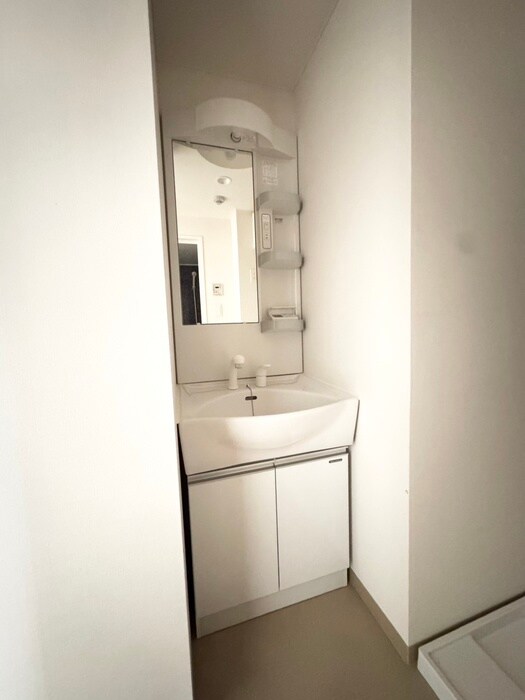 物件内観写真12　(洗面)