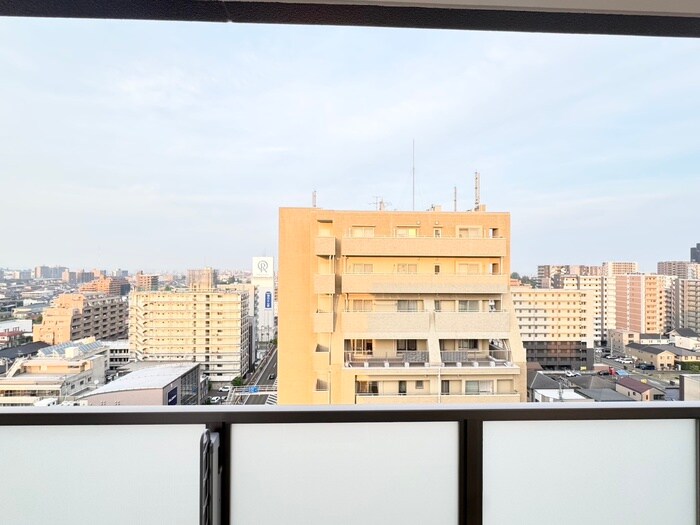 物件内観写真18　(室内からの展望)