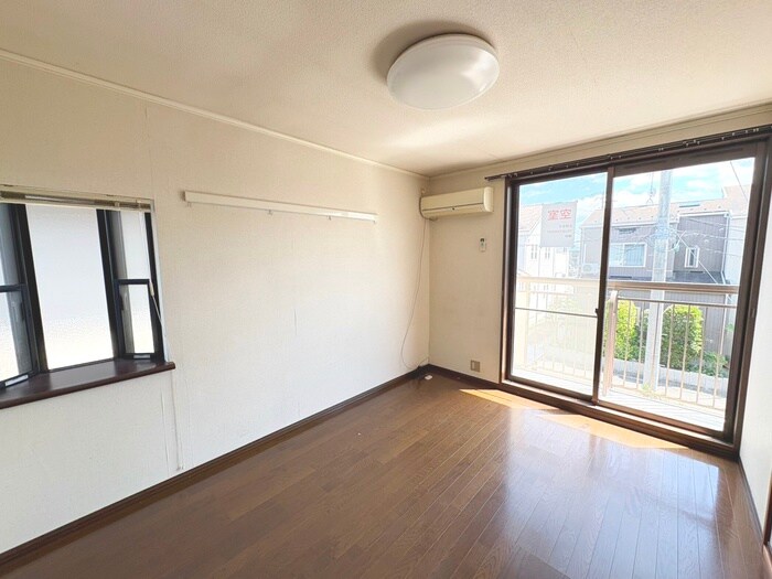 物件内観写真7　(居室)