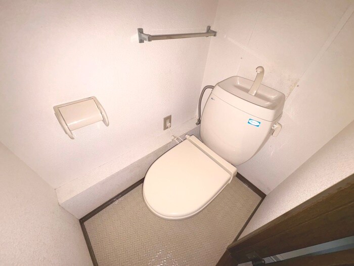 物件内観写真15　(トイレ)