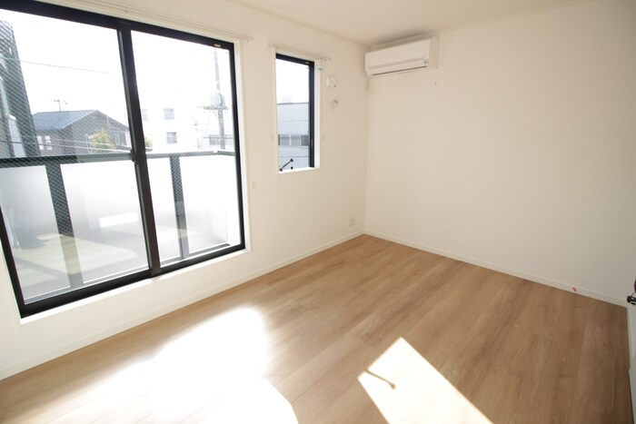 物件内観写真16　(居室)