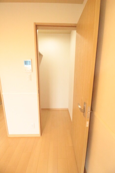 物件内観写真9　(収納)