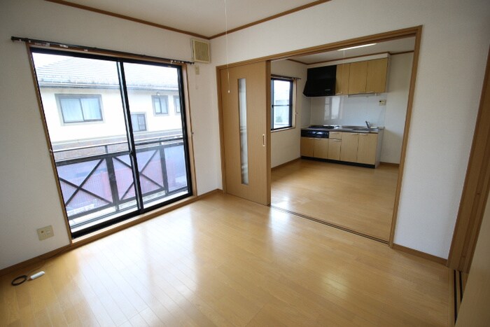 物件内観写真7　(居室)