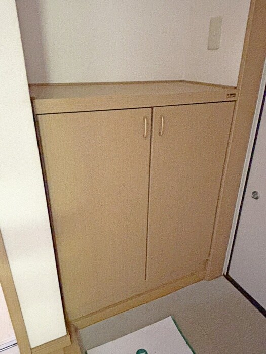物件内観写真15　(靴箱)