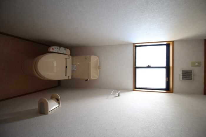 物件内観写真16　(トイレ)