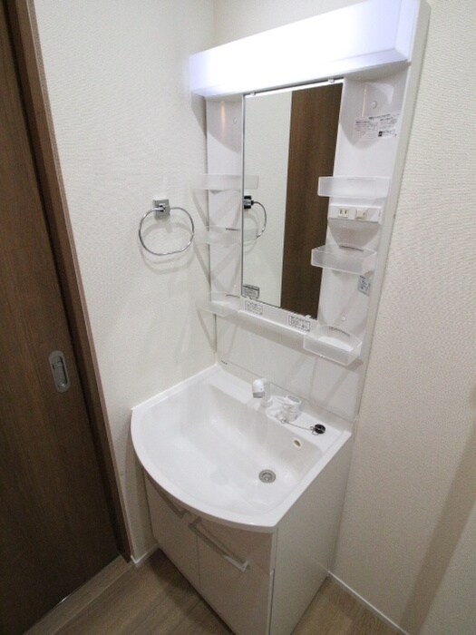 物件内観写真13　(洗面)