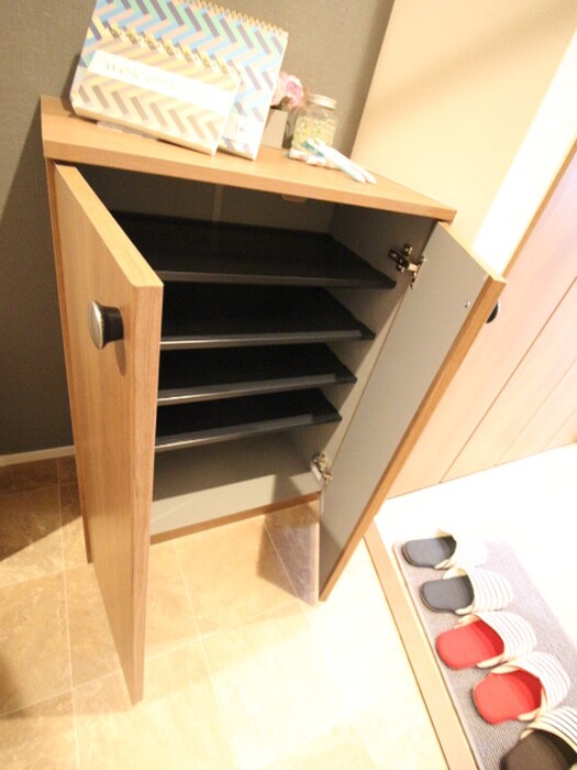 物件内観写真17　(靴箱)