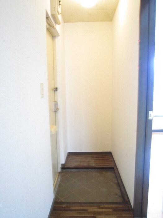 物件内観写真20　(玄関)