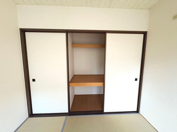 物件内観写真17　(収納)
