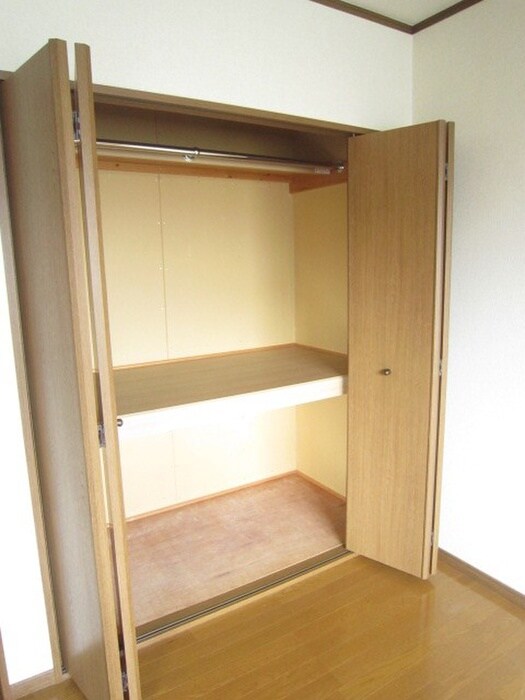 物件内観写真8　(収納)