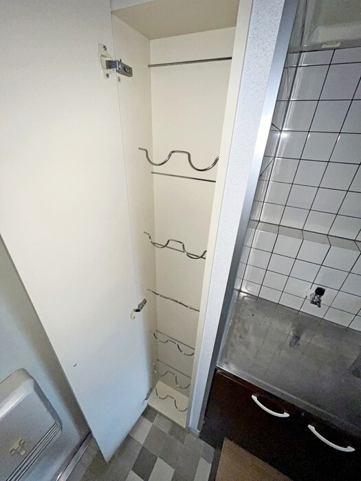 物件内観写真13　(靴箱)