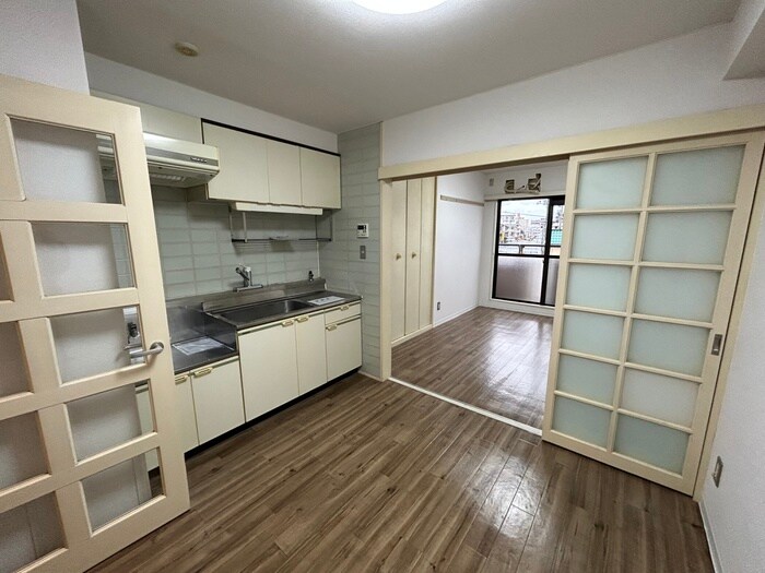 物件内観写真9　(居室)