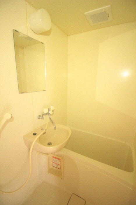 物件内観写真12　(バス／シャワールーム等)