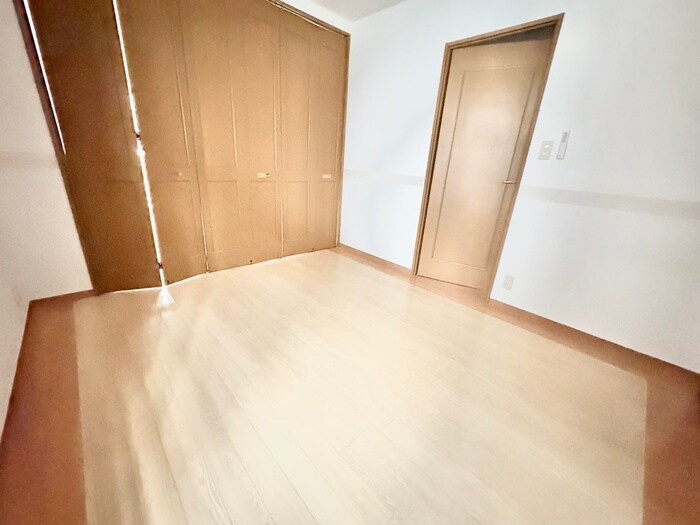物件内観写真10　(居室)
