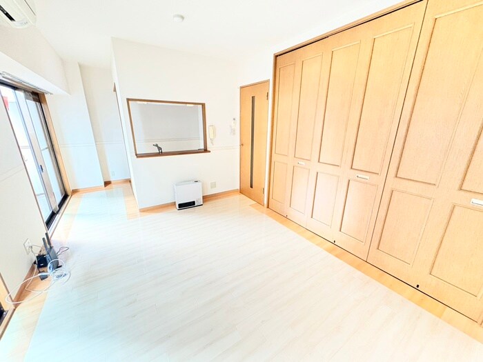 物件内観写真10　(居室)