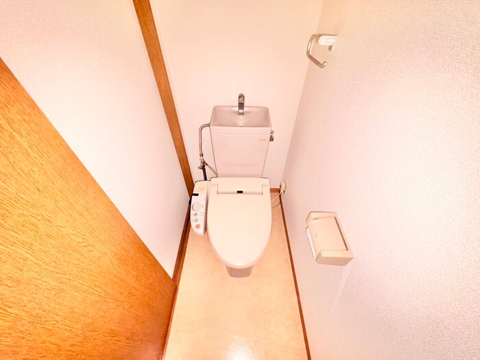 物件内観写真12　(トイレ)