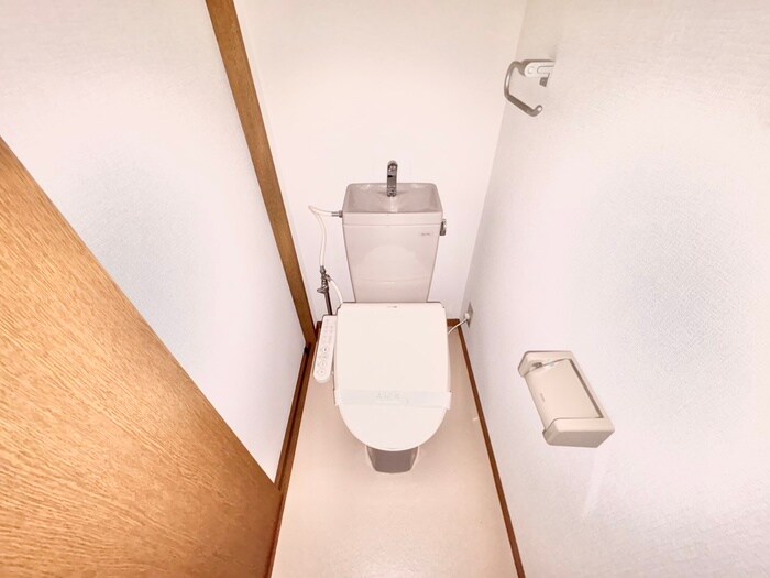 物件内観写真13　(トイレ)