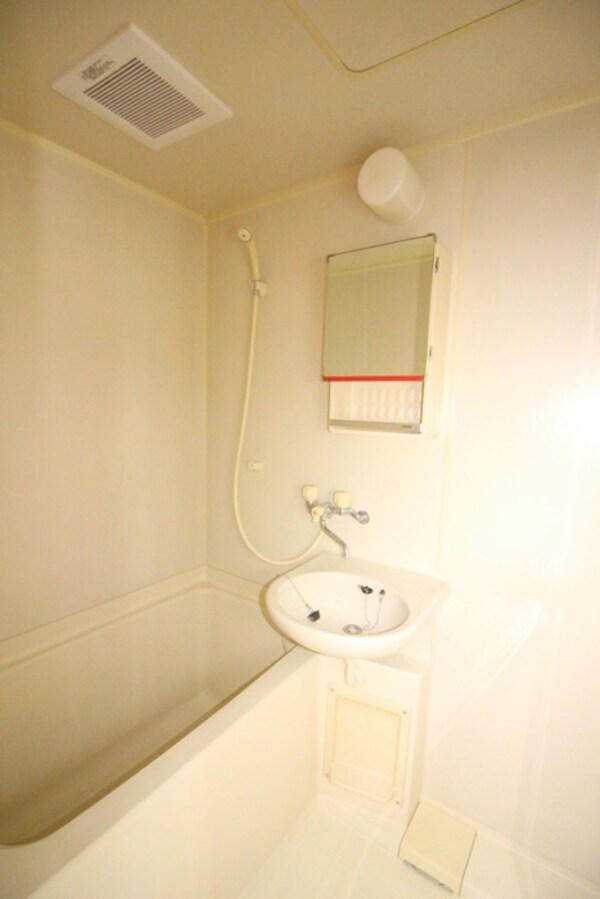 バス／シャワールーム等