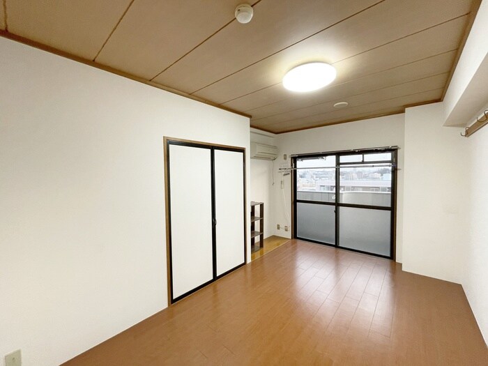 物件内観写真17　(居室)