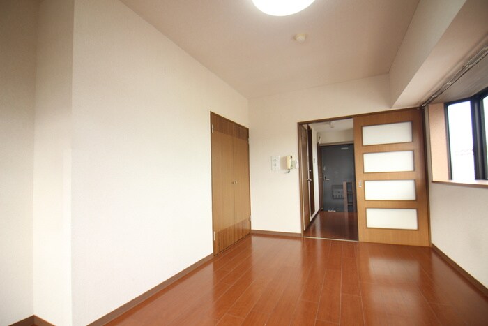 物件内観写真18　(居室)