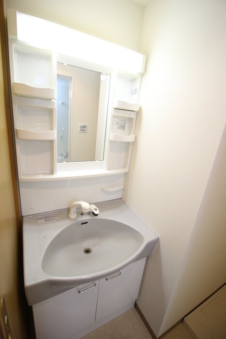 物件内観写真9　(洗面)