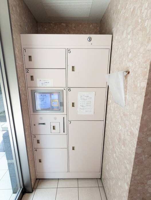 物件外観写真4　(建物設備)