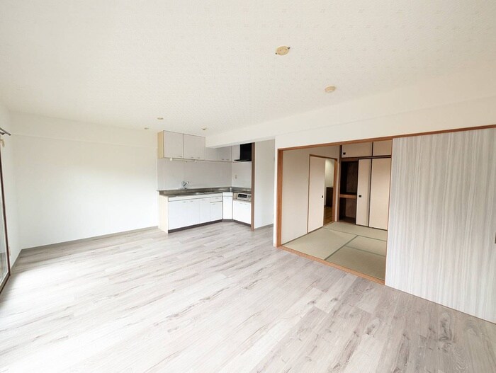 物件内観写真7　(居室)