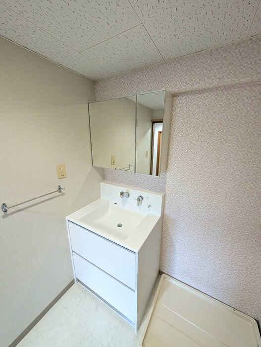 物件内観写真11　(洗面)