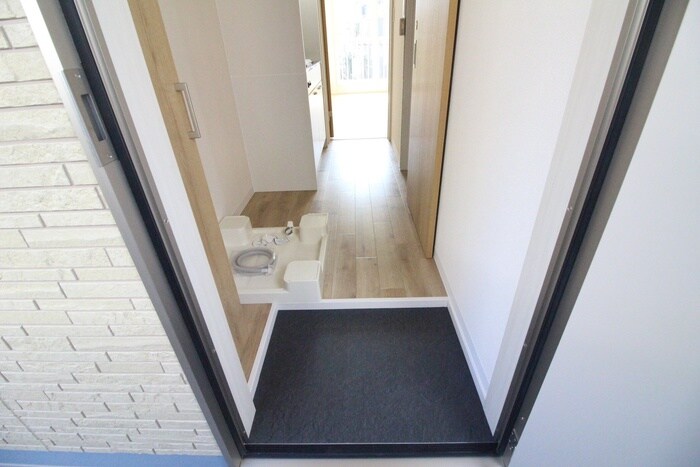 物件内観写真20　(玄関)