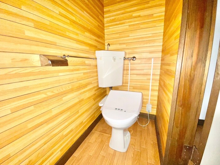 物件内観写真13　(トイレ)