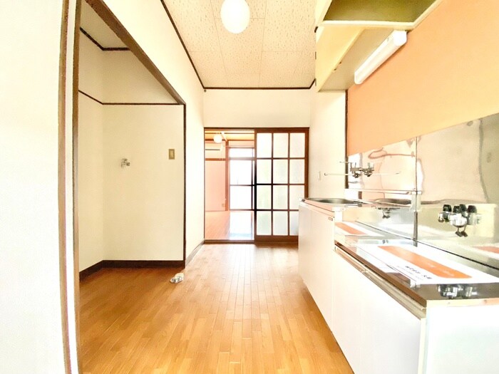 物件内観写真16　(廊下)