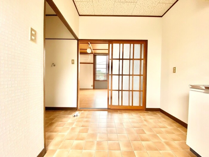 物件内観写真16　(廊下)