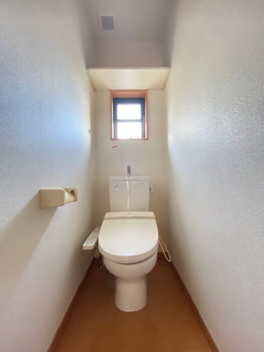 物件内観写真14　(トイレ)