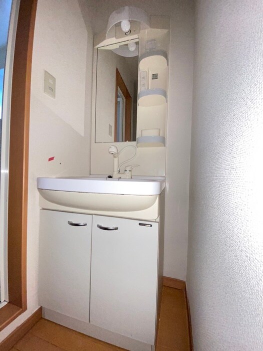 物件内観写真15　(洗面)