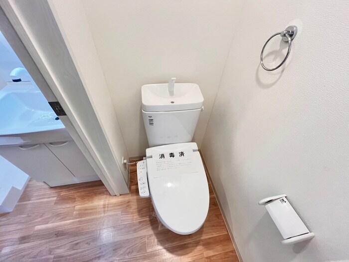 物件内観写真15　(トイレ)