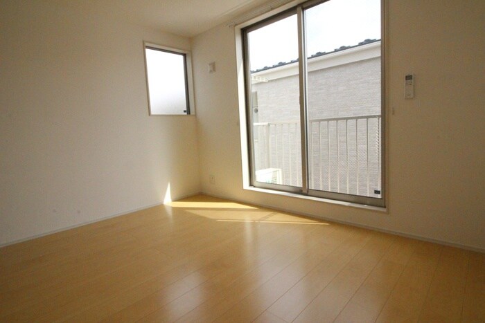 物件内観写真22　(居室)