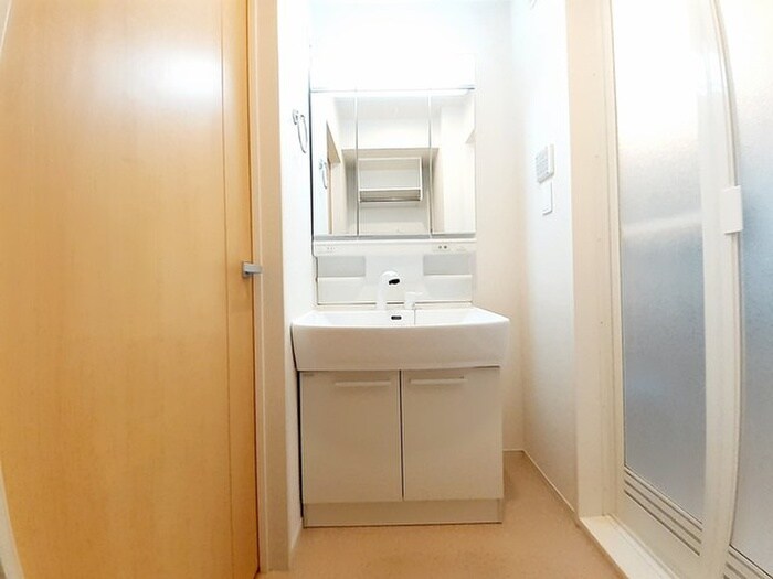 物件内観写真11　(洗面)