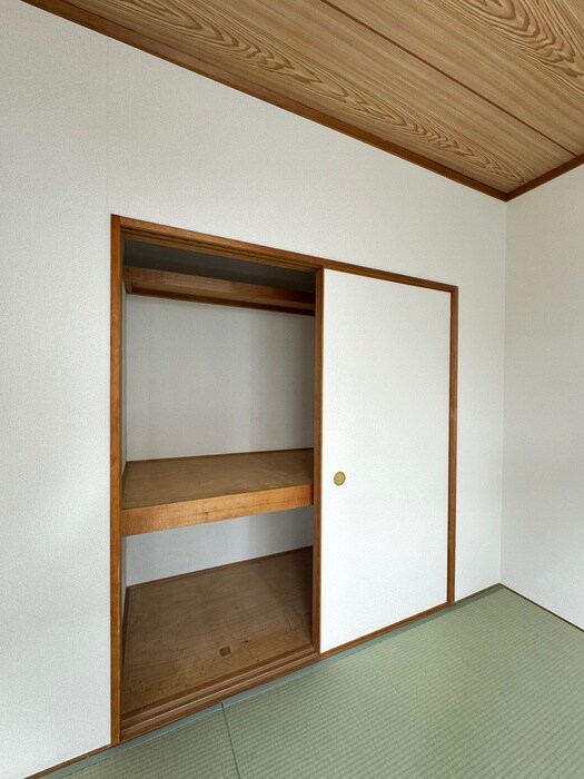 物件内観写真13　(収納)