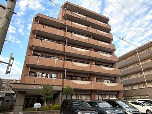 セレクト泉中央外観写真