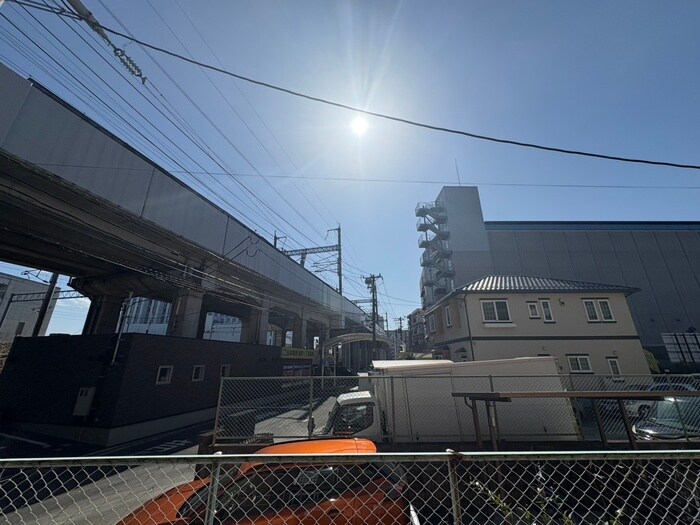 物件内観写真19　(室内からの展望)