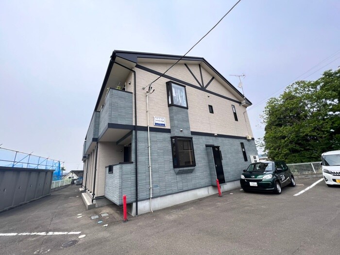 物件外観写真2　(外観写真)