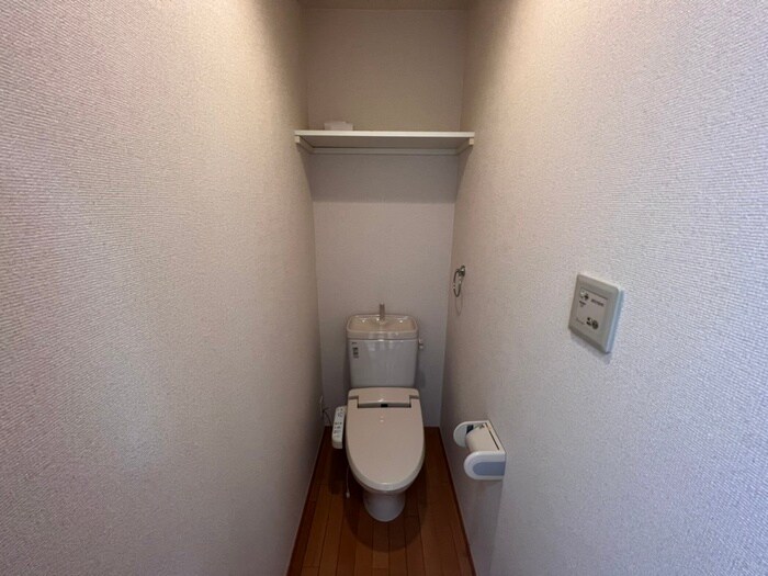 物件内観写真11　(トイレ)