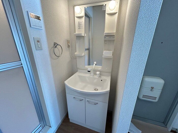 物件内観写真12　(洗面)