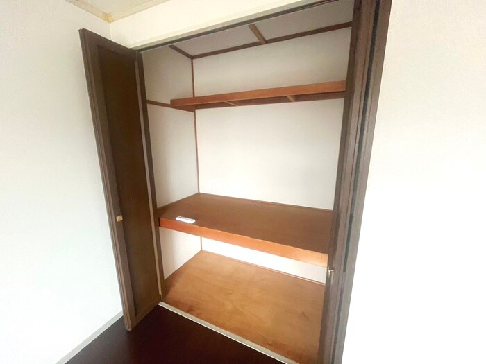 物件内観写真16　(収納)