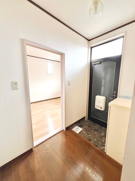 物件内観写真15　(廊下)