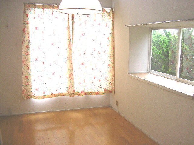 物件内観写真5　(居室)