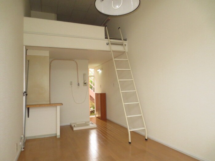 物件内観写真8　(居室)