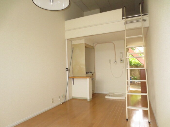 物件内観写真10　(居室)