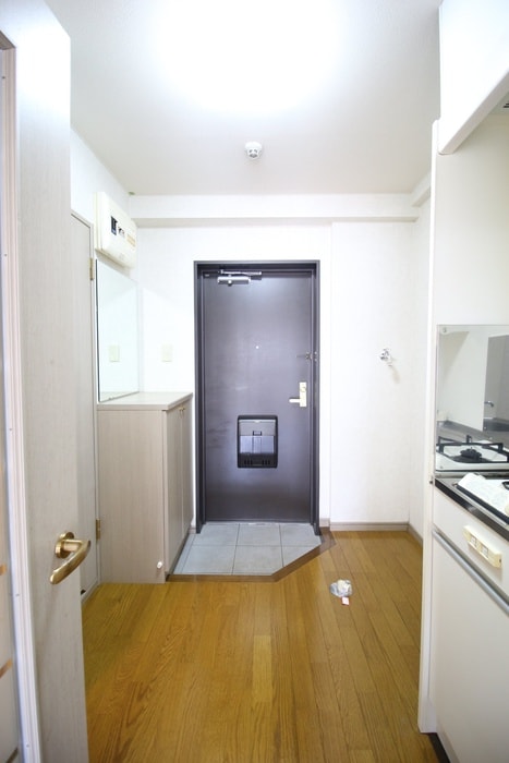 物件内観写真15　(玄関)